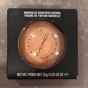 MAC mineralize skinfinish natural in medium deep